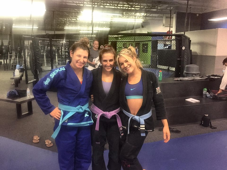 Felice Herrig picture with her figting club